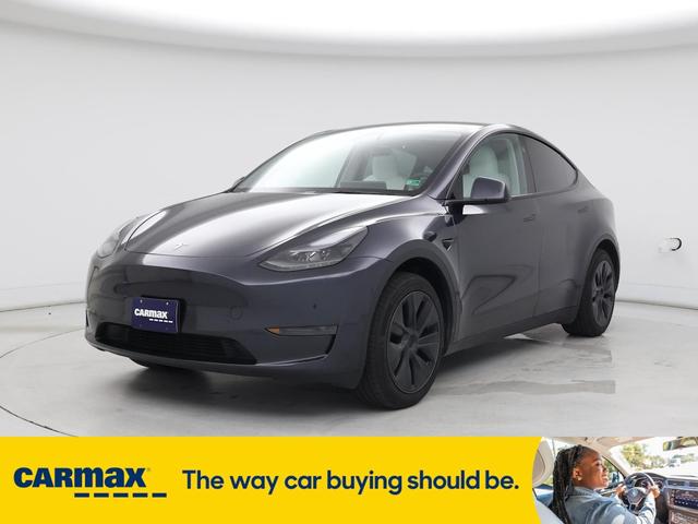 Photo of 2025 Gray Tesla Model Y