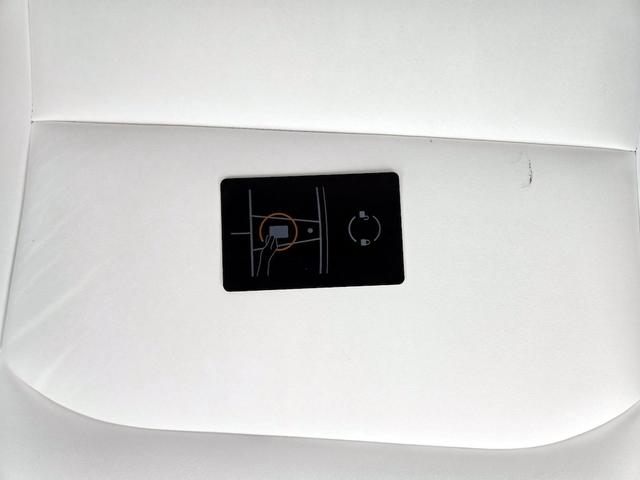 Photo of 2025 Gray Tesla Model Y