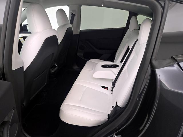 Photo of 2025 Gray Tesla Model Y