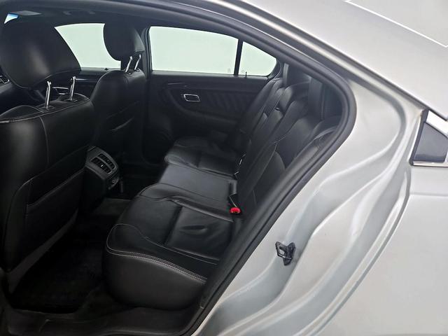 Photo of 2014 Gray Ford Taurus