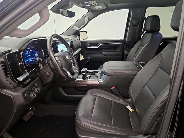 Photo of 2023 Black Chevrolet Silverado 1500