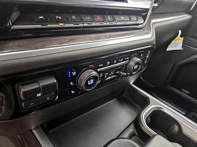 Photo of 2023 Black Chevrolet Silverado 1500