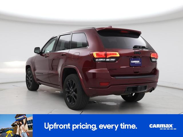 Photo of 2021 Burgundy Jeep Grand Cherokee