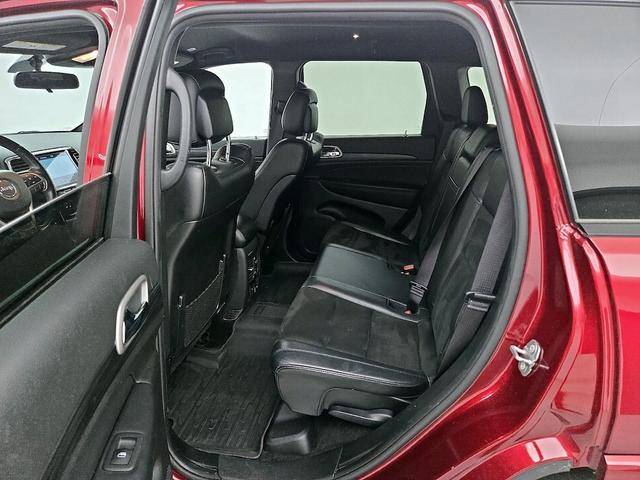 Photo of 2021 Burgundy Jeep Grand Cherokee