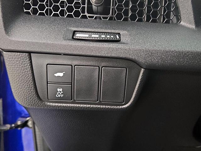 Photo of 2024 Blue Honda CR-V Hybrid