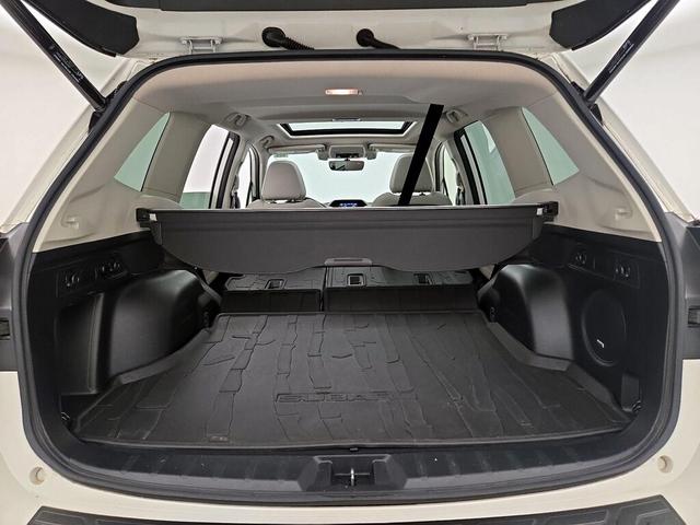 Photo of 2020 White Subaru Forester