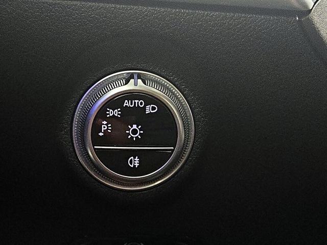 Photo of 2022 Black Mercedes-Benz C-Class