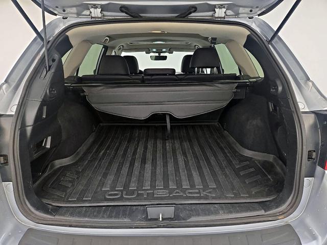 Photo of 2018 Silver Subaru Outback