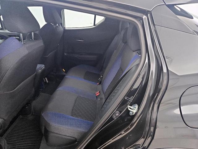 Photo of 2022 Black Toyota C-HR