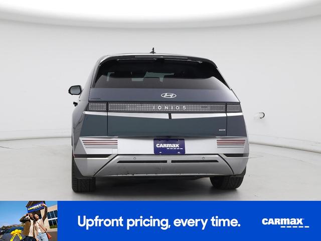 Photo of 2022 Gray Hyundai IONIQ 5