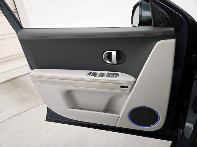 Photo of 2022 Gray Hyundai IONIQ 5