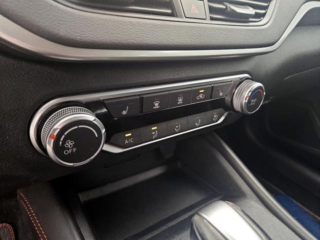 Photo of 2020 Black Nissan Altima
