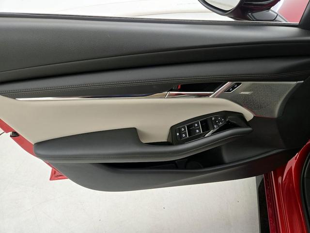 Photo of 2023 Red Mazda Mazda3