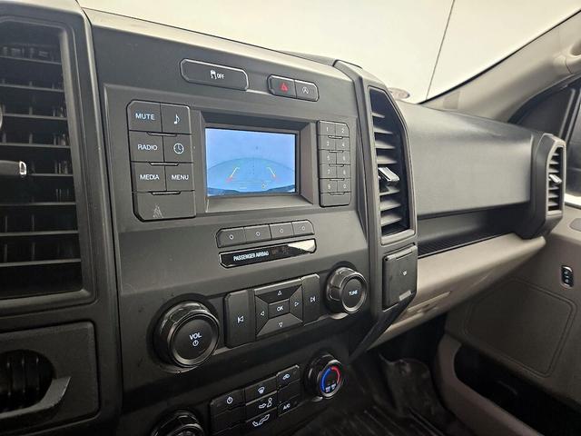 Photo of 2019 White Ford F-150