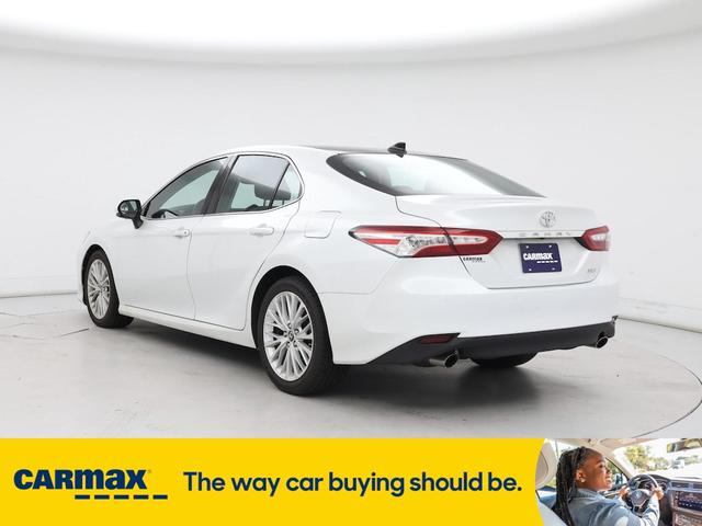 Photo of 2018 White Toyota Camry