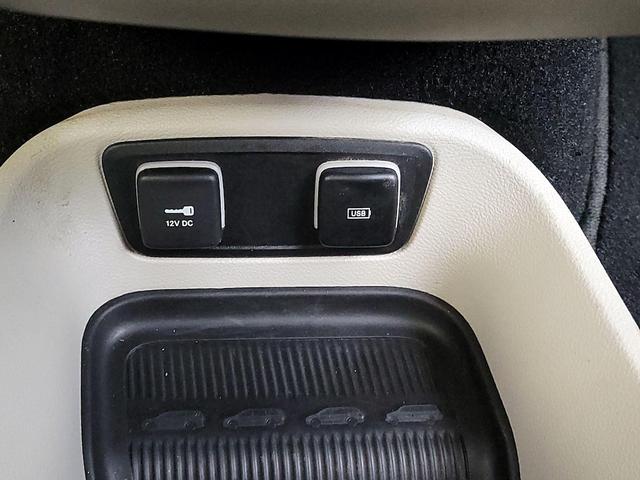 Photo of 2019 Gray Chrysler Pacifica
