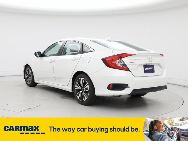 Photo of 2016 White Honda Civic