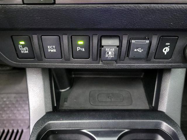 Photo of 2020 Gray Toyota Tacoma