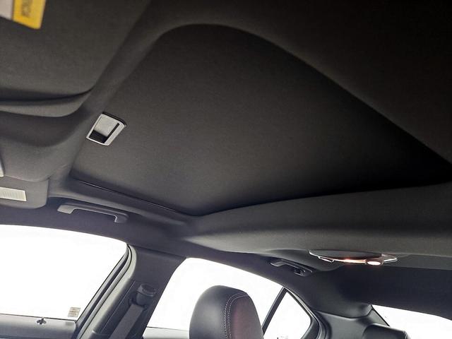 Photo of 2014 Black Ford Taurus