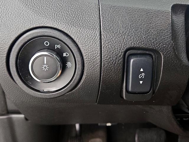 Photo of 2014 Black Ford Taurus