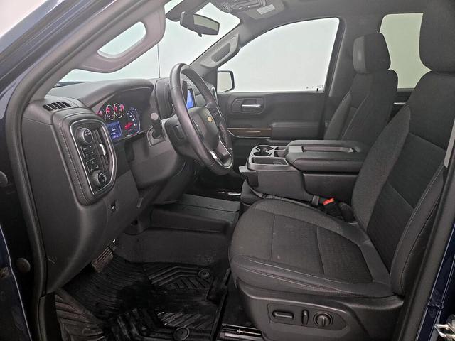 Photo of 2020 Blue Chevrolet Silverado 1500