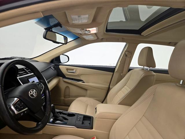 Photo of 2016 Burgundy Toyota Camry