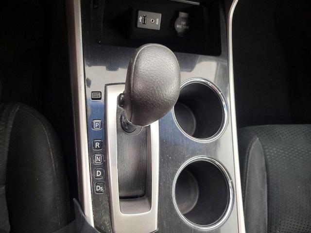 Photo of 2014 Silver Nissan Altima