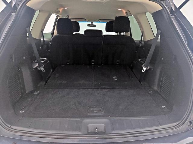 Photo of 2014 Gray Nissan Pathfinder