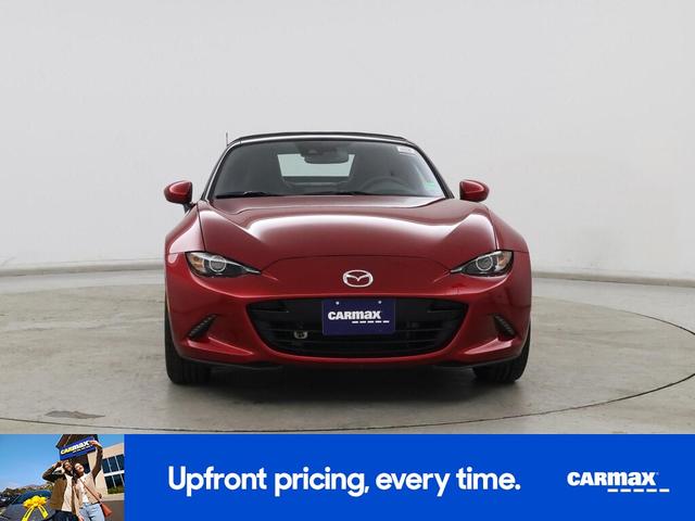 Photo of 2020 Red Mazda MX-5 Miata