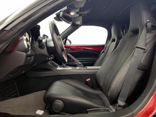 Photo of 2020 Red Mazda MX-5 Miata