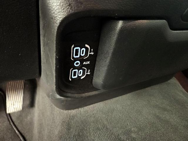 Photo of 2022 Black RAM 1500