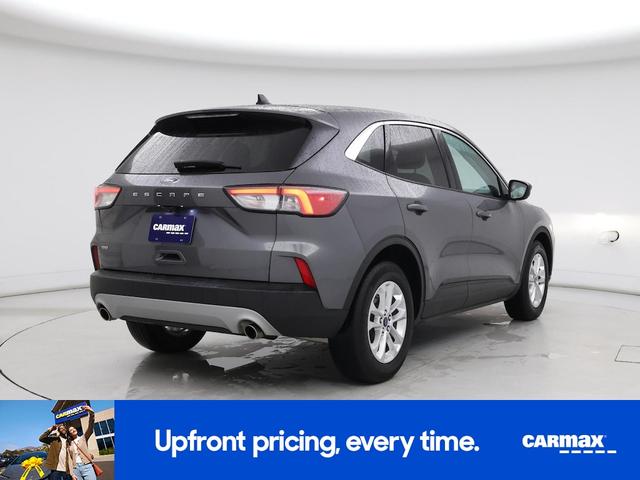 Photo of 2021 Gray Ford Escape
