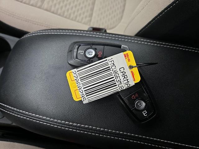 Photo of 2021 Gray Ford Escape
