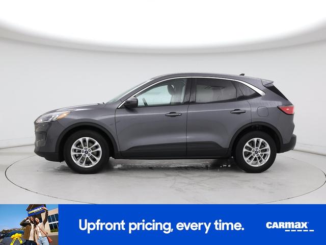 Photo of 2021 Gray Ford Escape
