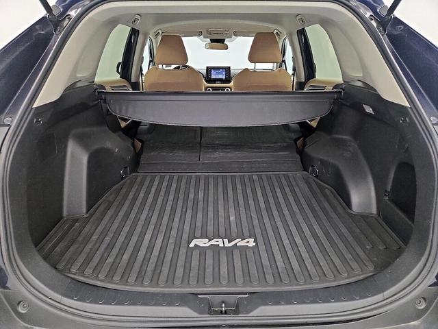 Photo of 2021 Blue Toyota RAV4
