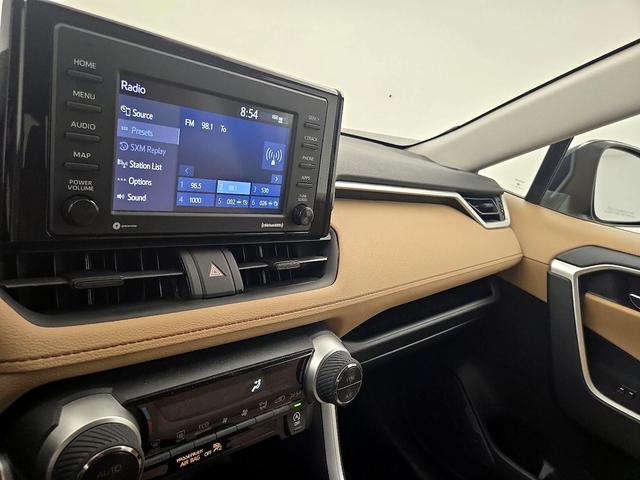 Photo of 2021 Blue Toyota RAV4