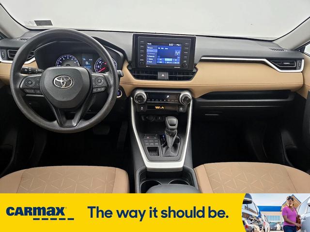 Photo of 2021 Blue Toyota RAV4