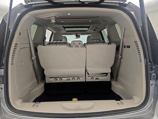 Photo of 2020 Silver Chrysler Pacifica