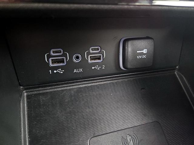 Photo of 2023 Gray Jeep Grand Cherokee