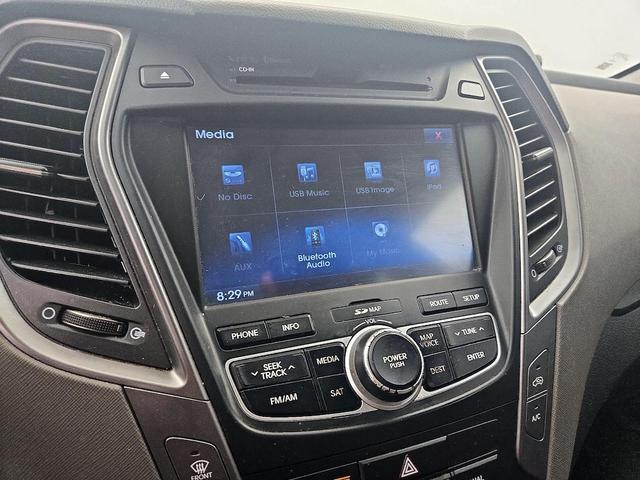 Photo of 2013 Silver Hyundai SANTA FE