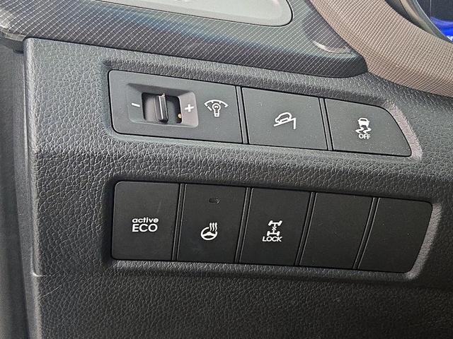 Photo of 2013 Silver Hyundai SANTA FE