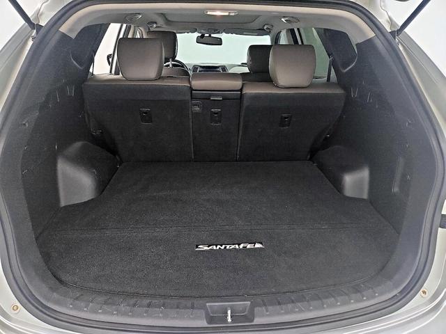 Photo of 2013 Silver Hyundai SANTA FE