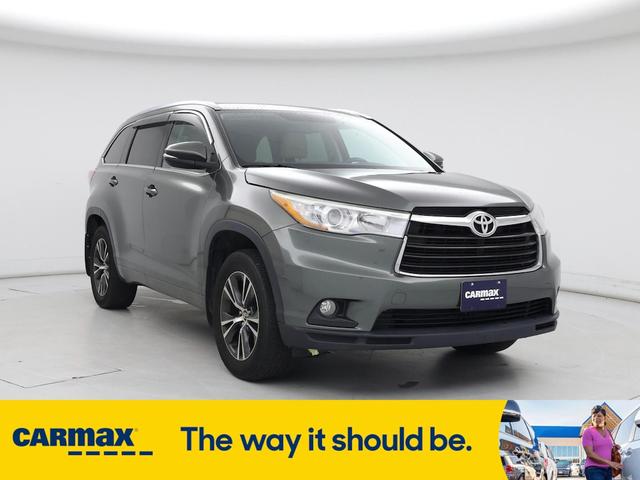 2016 Toyota Highlander