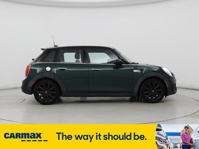 Photo of 2015 Green MINI Hardtop