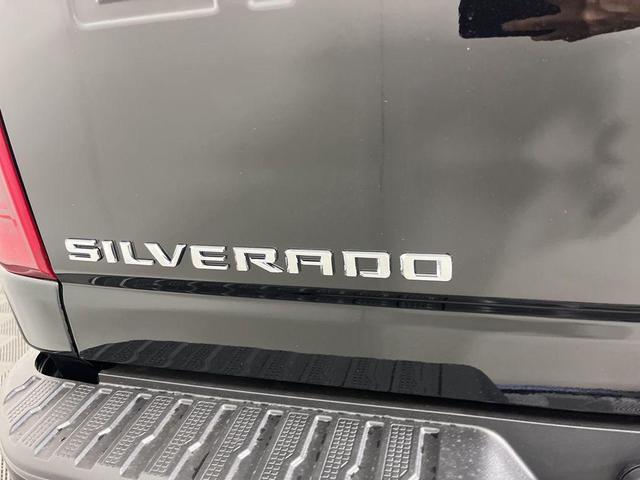 Photo of 2025 Black Chevrolet Silverado 2500