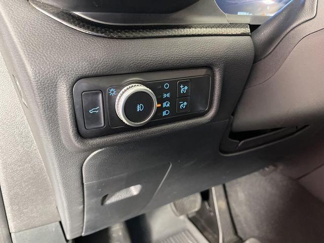 Photo of 2020 MAGNETIC METALLIC Ford Explorer