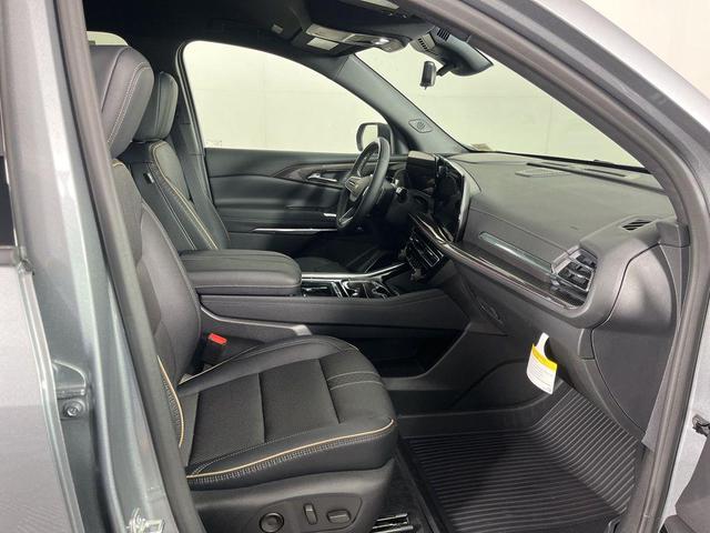 Photo of 2026 Sterling Gray Metallic Chevrolet Traverse