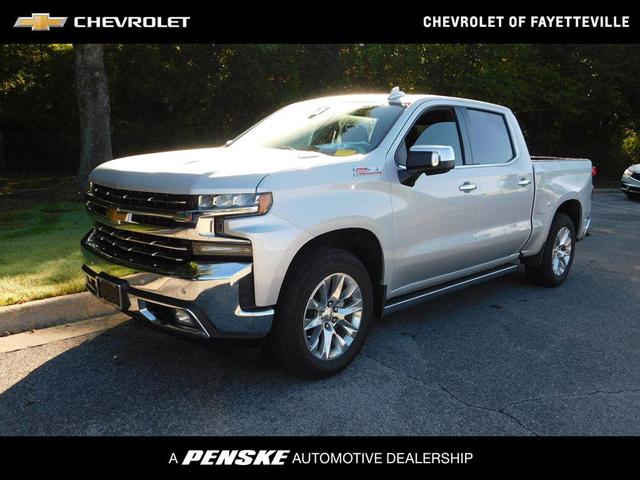 Photo of 2020 Silver Ice Metallic Chevrolet Silverado 1500