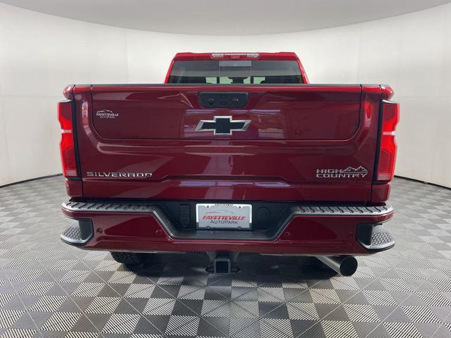 Photo of 2025 Radiant Red Tintcoat Chevrolet Silverado 2500