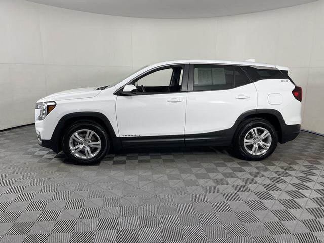 Photo of 2024 Summit White GMC Terrain